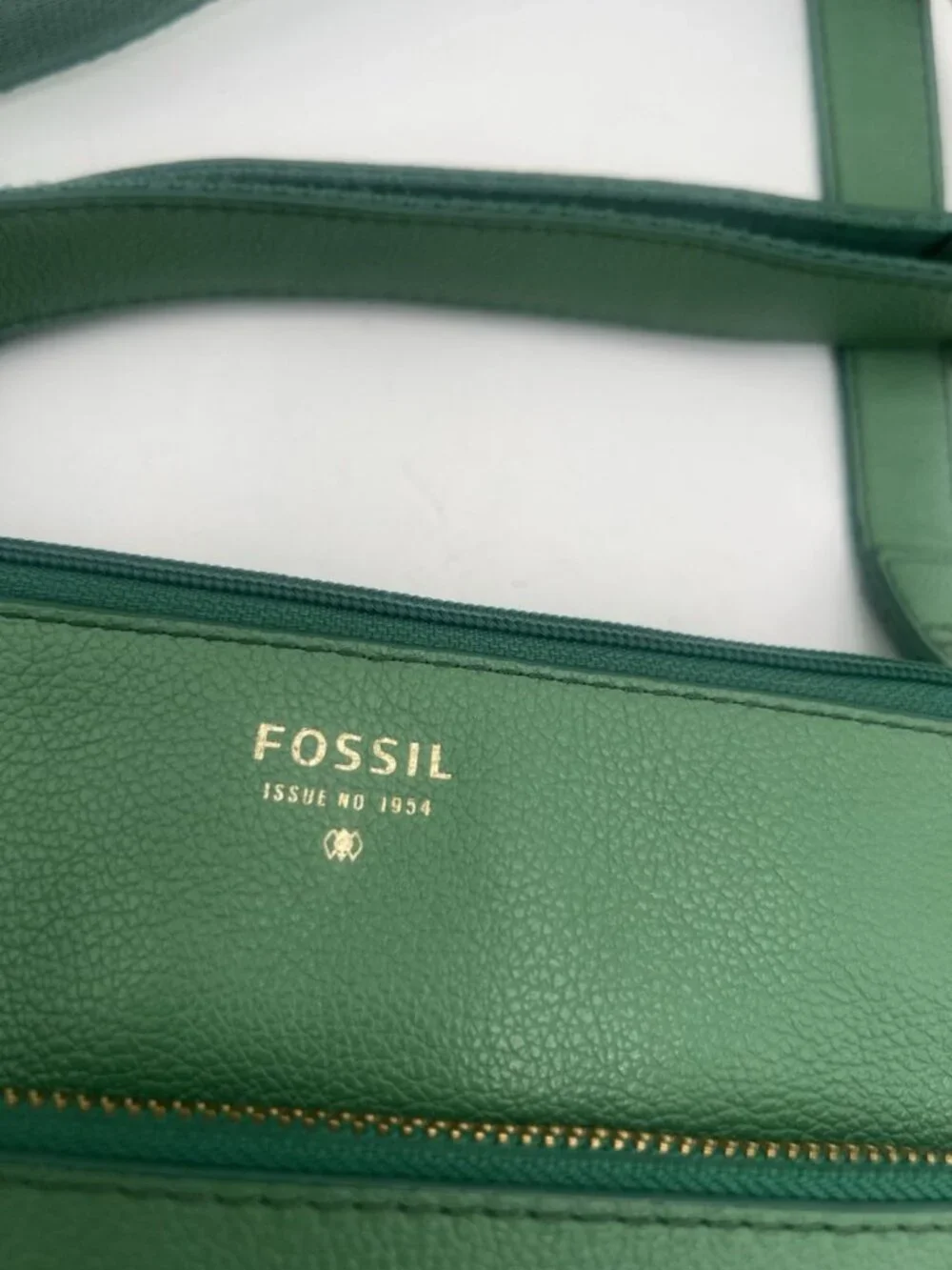 Fossil Green Pebbled Leather Crossbody Bag Adjustable Strap Soft Leather Purse - Picture 2 of 8